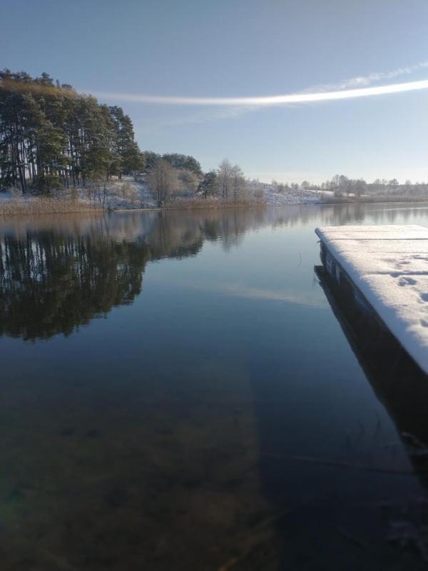 Miedzy Olchami Domek Nad Jeziorem. Noclegi Caloroczne. Cisza, Spokoj. Barczewo Kültér fotó