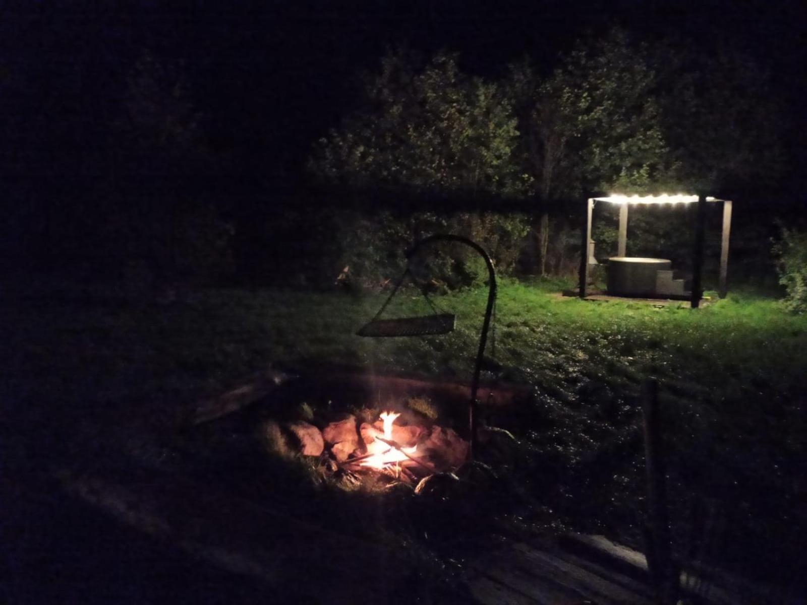 Miedzy Olchami Domek Nad Jeziorem. Noclegi Caloroczne. Cisza, Spokoj. Barczewo Kültér fotó
